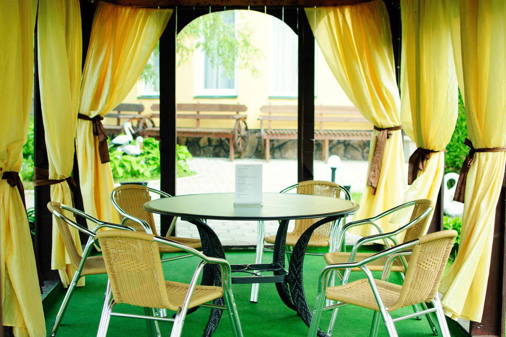 Hotel Continent Polyana  Exterior photo